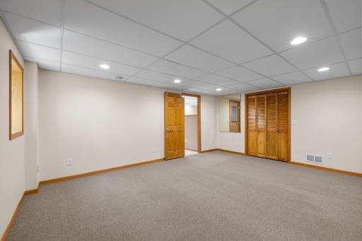 15002 Avocet Street NW, Andover, MN 55304