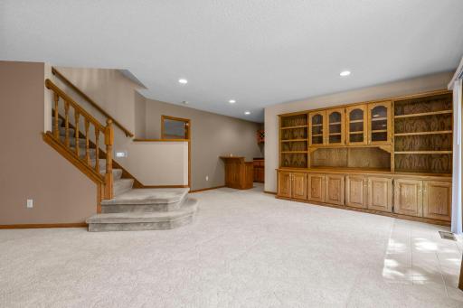 15002 Avocet Street NW, Andover, MN 55304