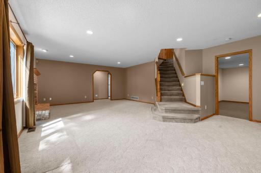 15002 Avocet Street NW, Andover, MN 55304