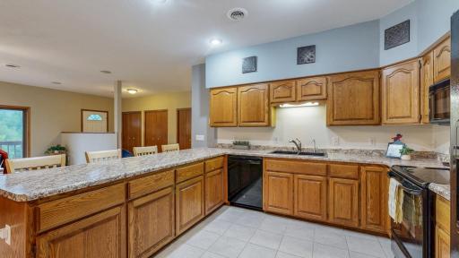 Plenty of counter space and cabinets! Wow! Great for hosting and for crockpots!