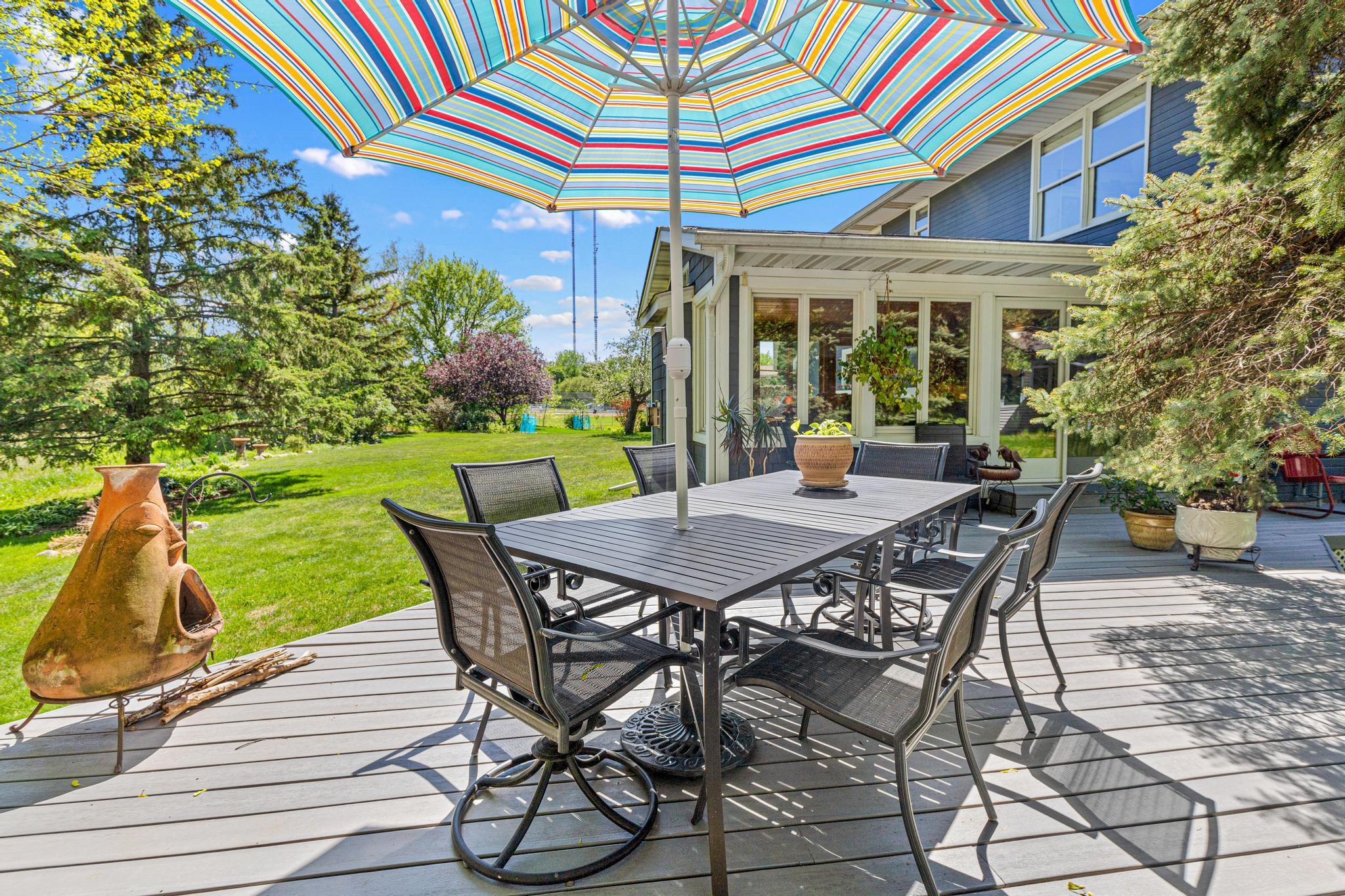 Expansive deck creates the perfect space for dining alfresco and summer entertaining.