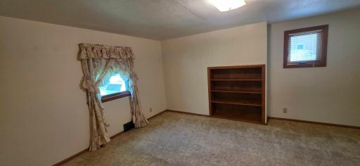 1208 Kent Avenue, Albert Lea, MN 56007