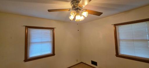 1208 Kent Avenue, Albert Lea, MN 56007