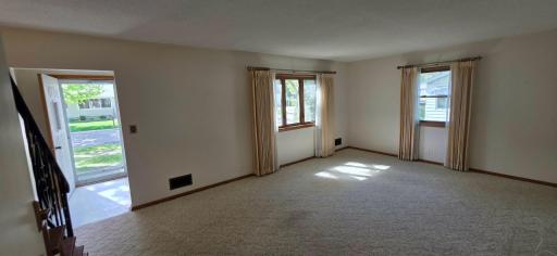 1208 Kent Avenue, Albert Lea, MN 56007