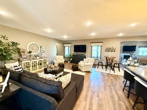 37037 337th Street, Redwood Falls, MN 56283