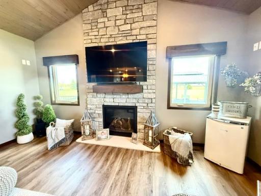 37037 337th Street, Redwood Falls, MN 56283