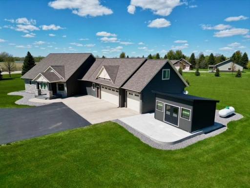 37037 337th Street, Redwood Falls, MN 56283