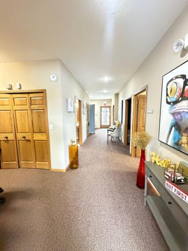 7965 Stone Creek Drive, Chanhassen, MN 55317