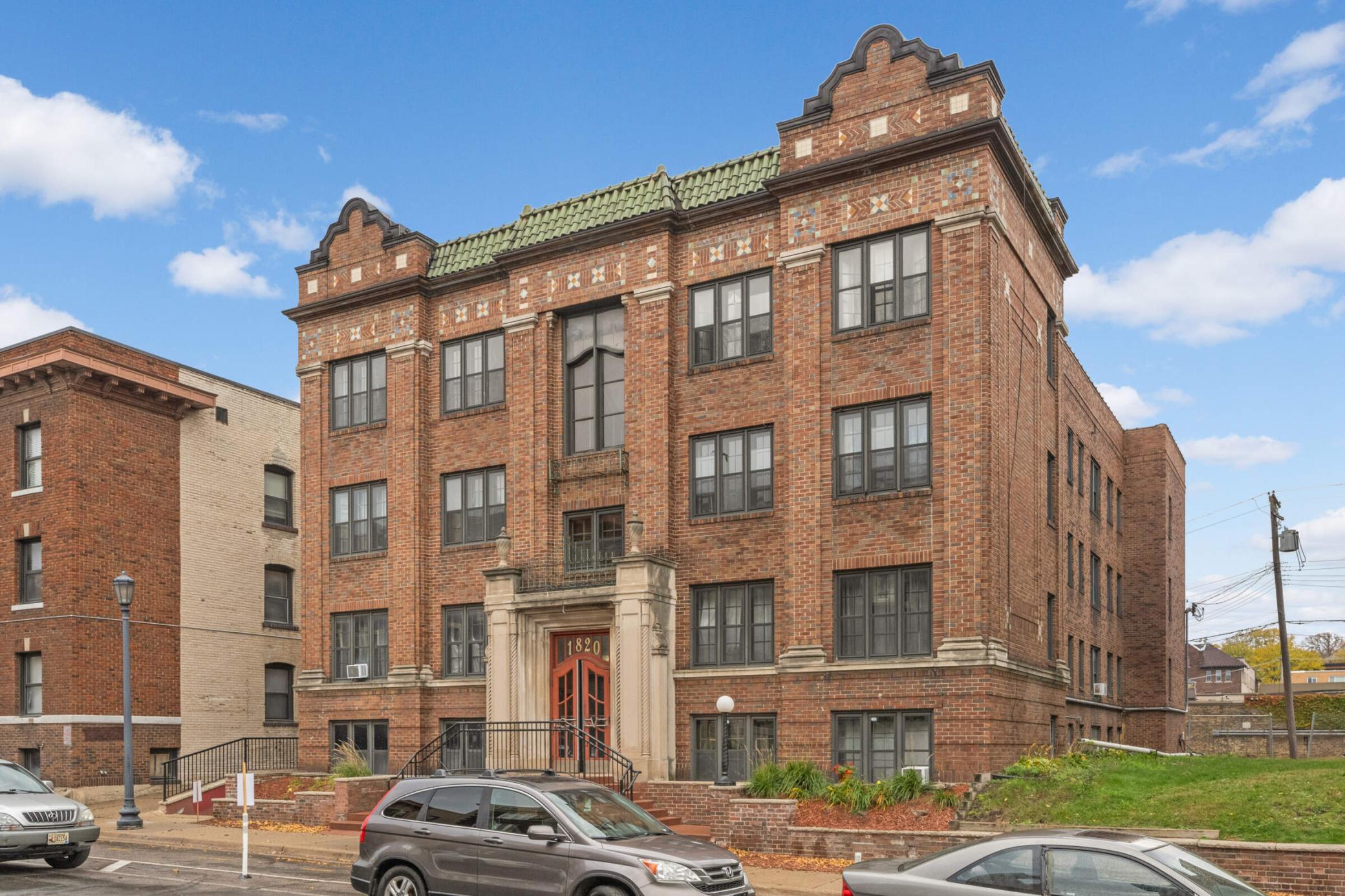 1820 1st Ave. S.