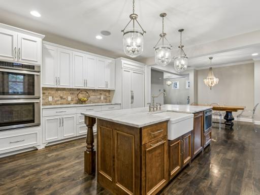 5524 Warden Avenue, Minneapolis, MN 55436