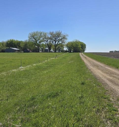 38492 470th Avenue, Windom, MN 56101