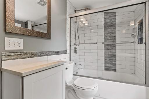 2611 E 38th Street, Minneapolis, MN 55406