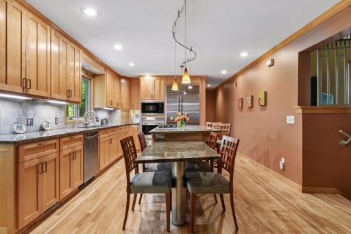 18677 Ponderosa Court, Eden Prairie, MN 55347