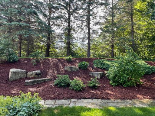 18677 Ponderosa Court, Eden Prairie, MN 55347