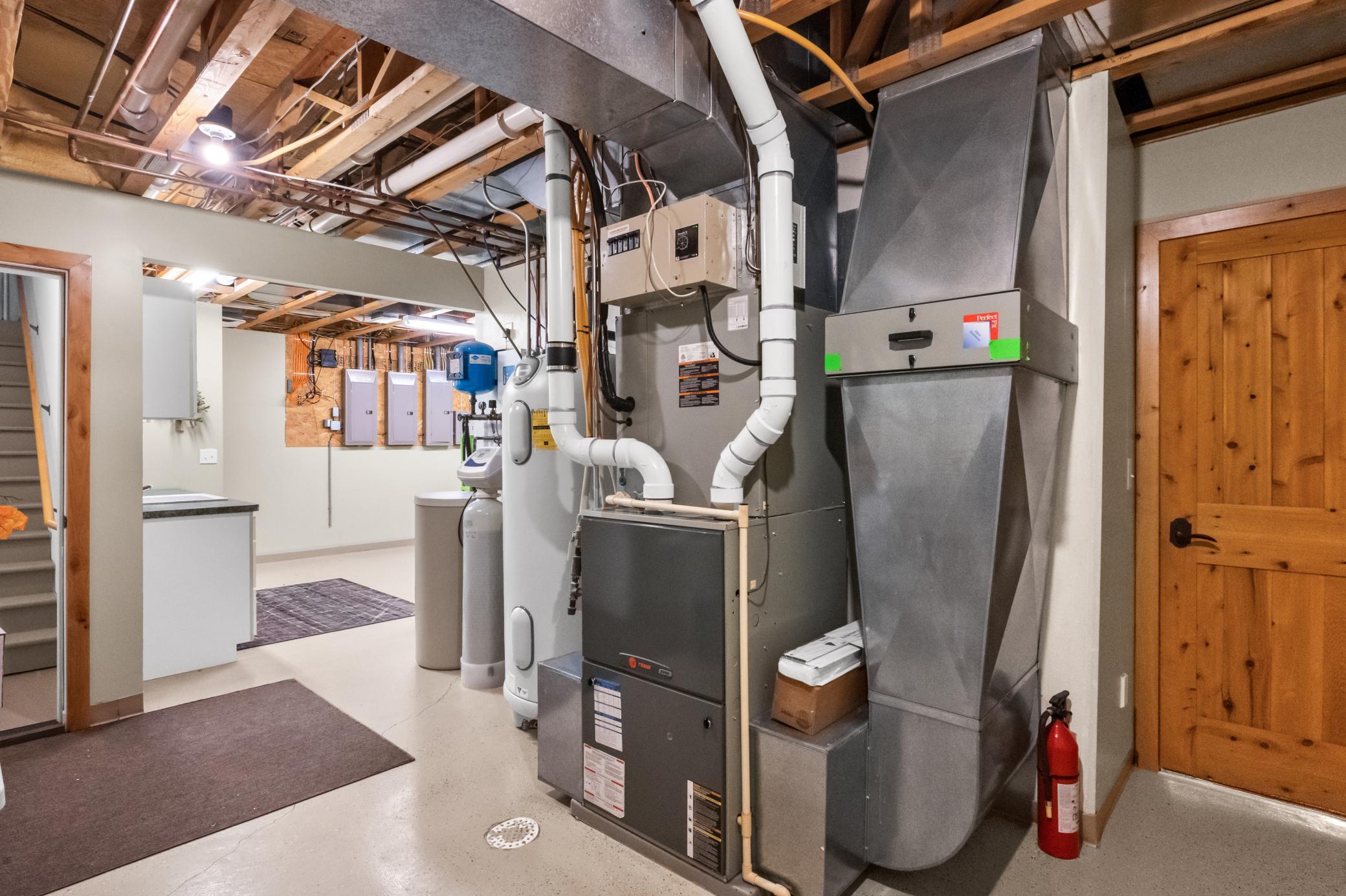 Gas furnace