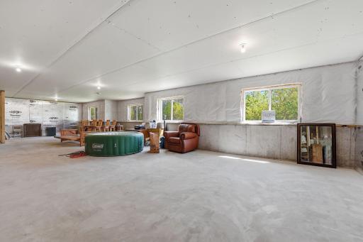 642 Alaska Place S, Cambridge, MN 55008
