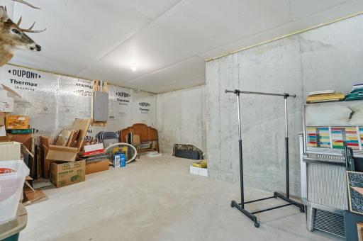 642 Alaska Place S, Cambridge, MN 55008