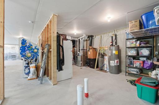 642 Alaska Place S, Cambridge, MN 55008