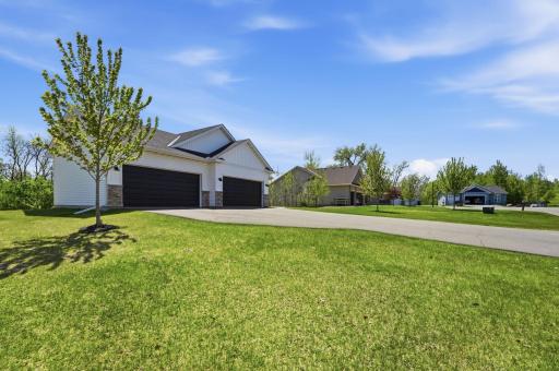 642 Alaska Place S, Cambridge, MN 55008