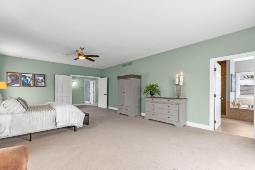 3396 Kings Point Road, Excelsior, MN 55331