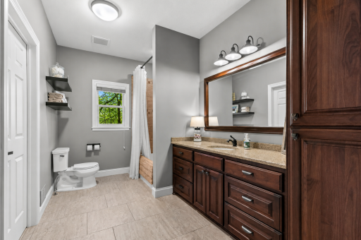 3396 Kings Point Road, Excelsior, MN 55331