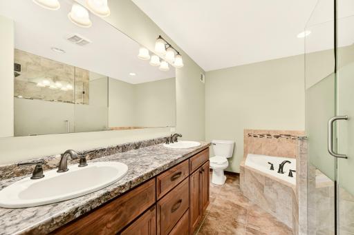502 Northern Hills Trail, Saint Charles, MN 55972
