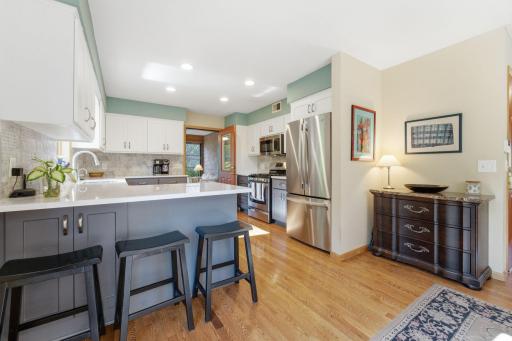 1646 Mayfield Heights Road, Saint Paul, MN 55118