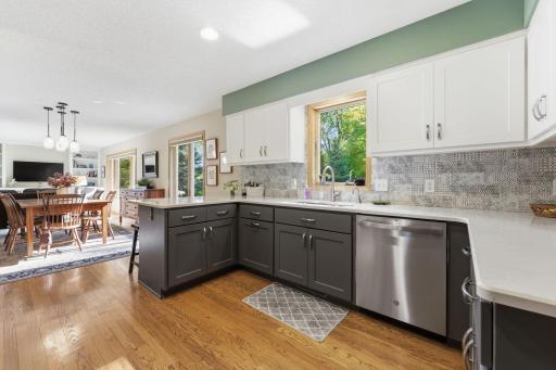 1646 Mayfield Heights Road, Saint Paul, MN 55118