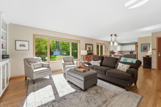 1646 Mayfield Heights Road, Saint Paul, MN 55118
