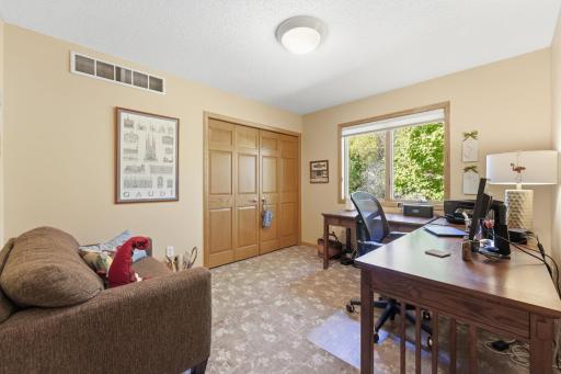 1646 Mayfield Heights Road, Saint Paul, MN 55118