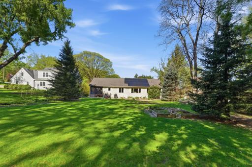 1646 Mayfield Heights Road, Saint Paul, MN 55118