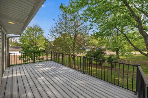 11501 Red Fox Drive, Osseo, MN 55369