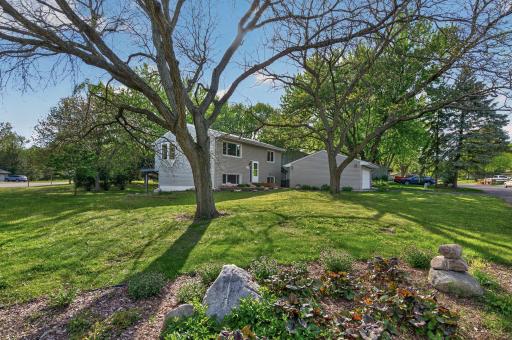 11501 Red Fox Drive, Osseo, MN 55369