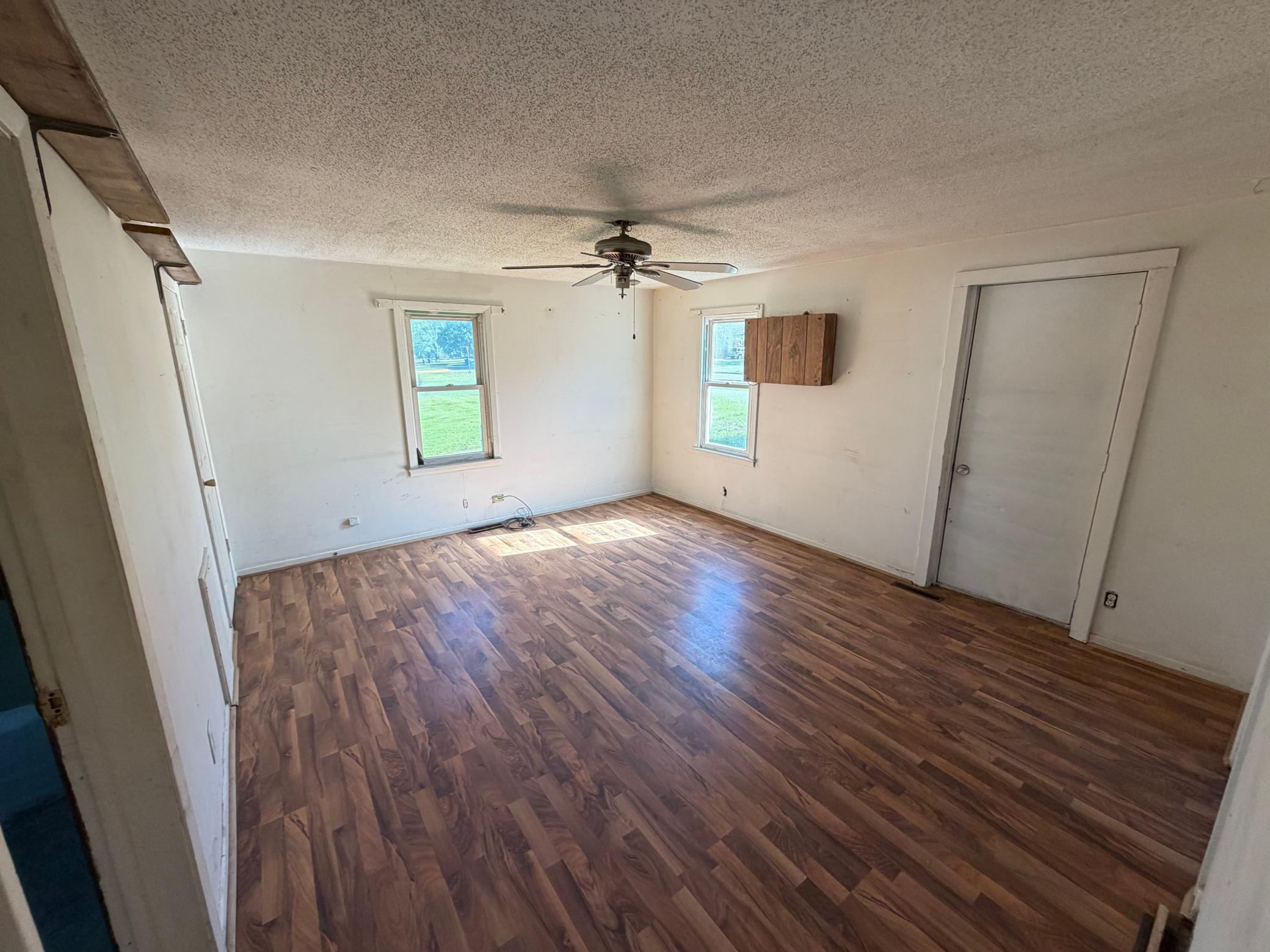3 living room.jpg