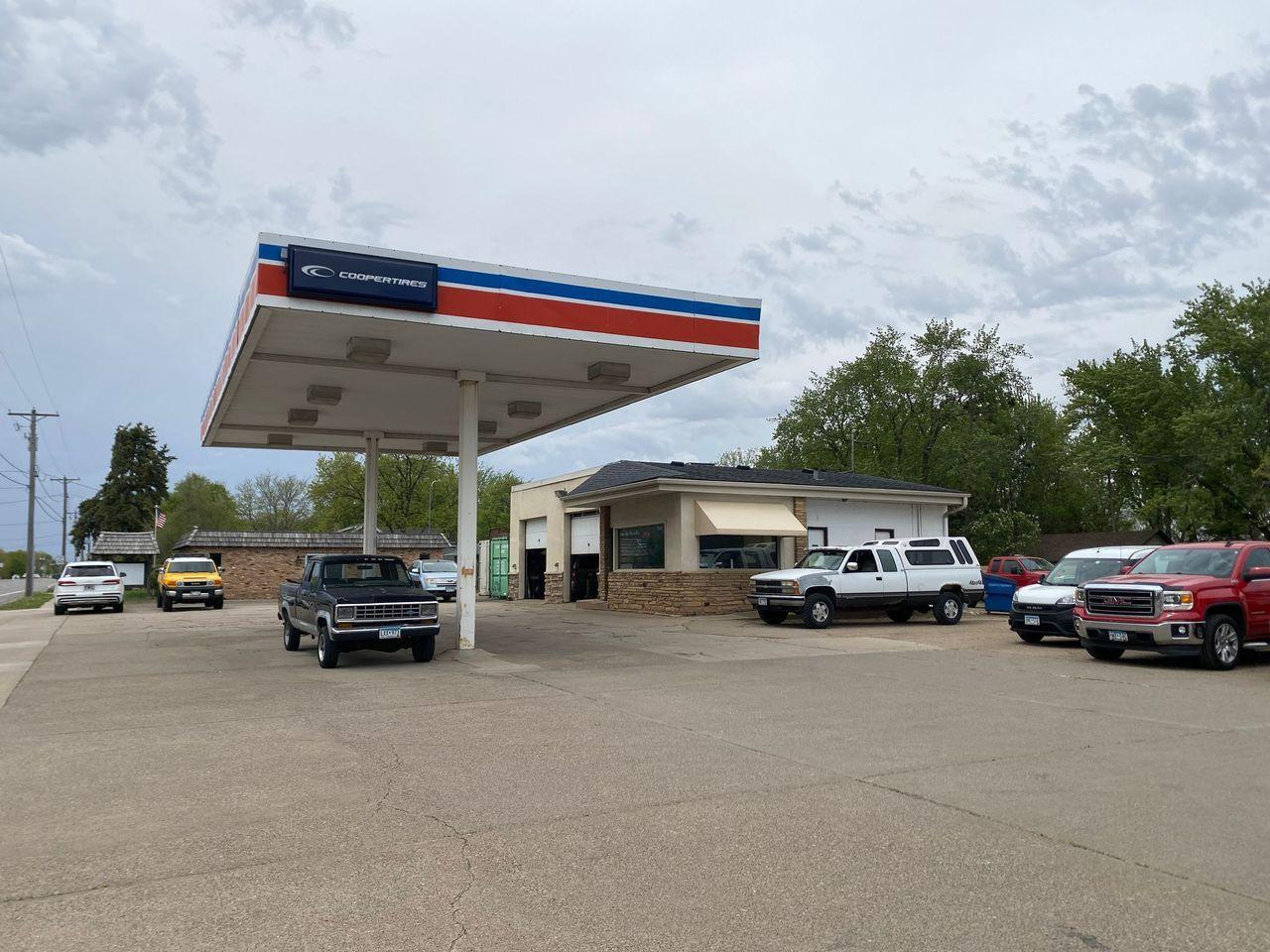 Property photo for 743 E Broadway Street, Monticello, MN 55362