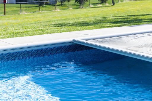Retractable safety cover for the salt water pool.