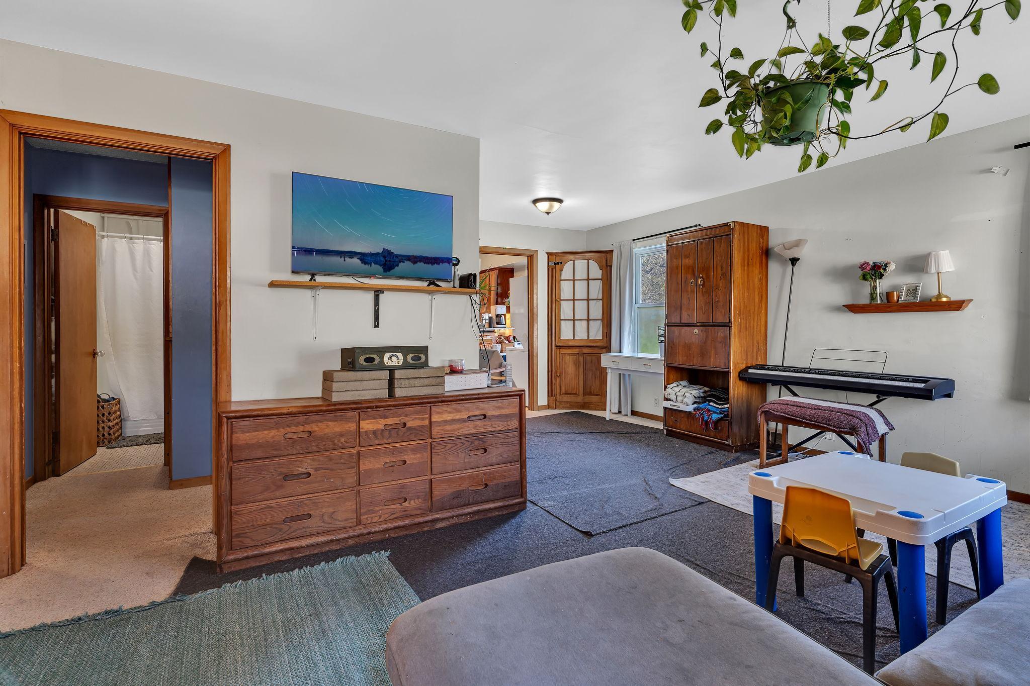 509- Living Room