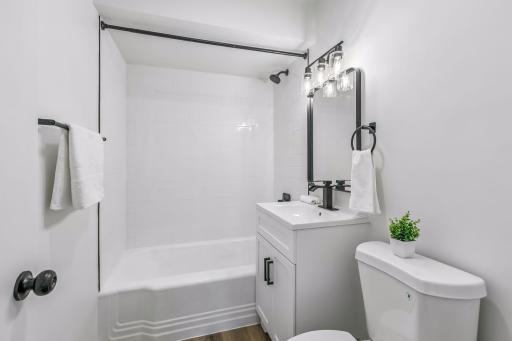4618 Thomas Avenue N, Minneapolis, MN 55412