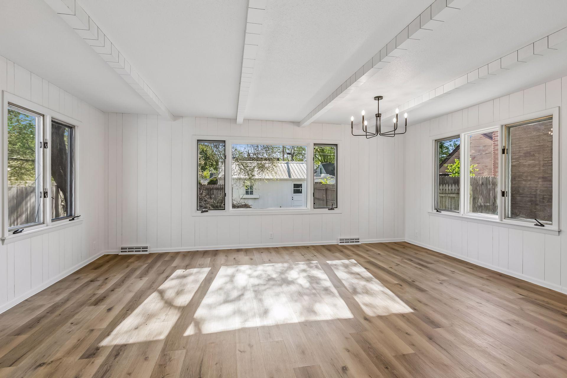 Living room/Dining room