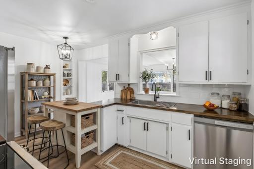 4618 Thomas Avenue N, Minneapolis, MN 55412