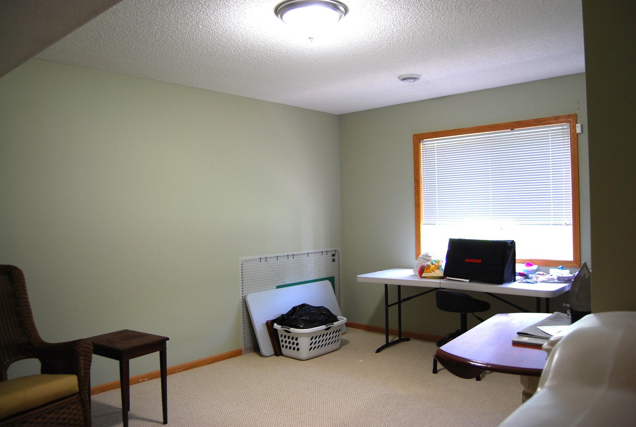 BR 3 or craft room (17x13)