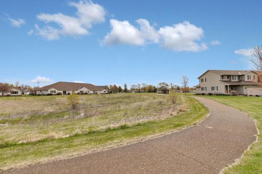 516 Graceview Loop, Saint Joseph, MN 56374