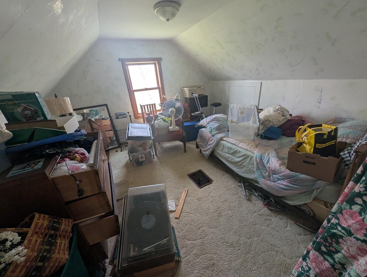 UPSTAIRS BEDROOM 3