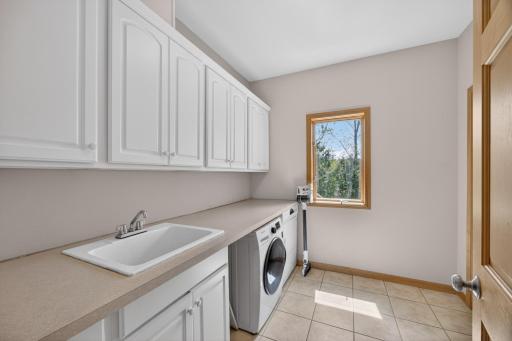 2719 Rocky Creek Lane NE, Rochester, MN 55906