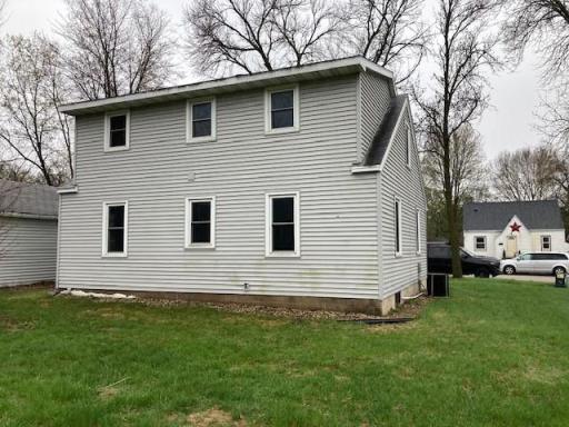 707 Minnesota Avenue SE, Willmar, MN 56201