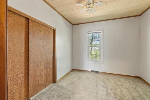 323 4th Street SE, Staples, MN 56479