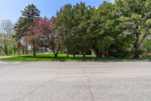323 4th Street SE, Staples, MN 56479