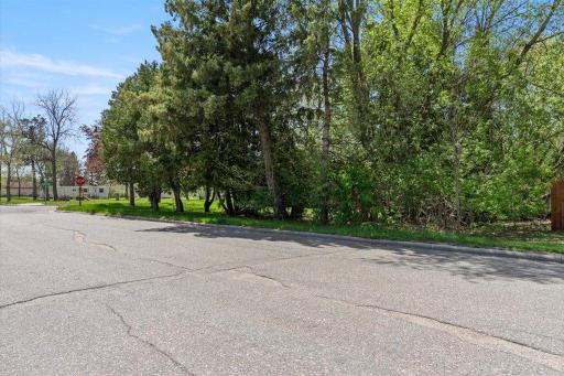 323 4th Street SE, Staples, MN 56479