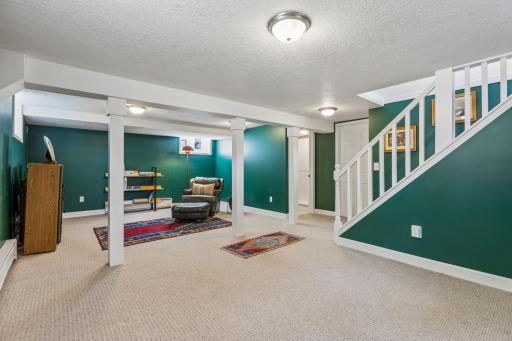 4741 Ewing Avenue S, Minneapolis, MN 55410