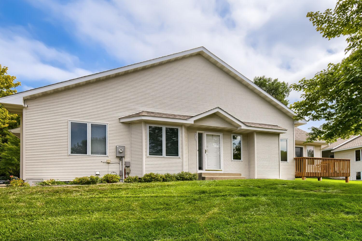 Photo for 834 Wescott Square, Eagan, MN 55123 - Listing #7073811 Photo 1